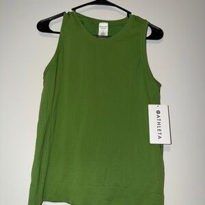 Athleta new with tags “in motion” Vibrant Green Tank Top size: small #athleta